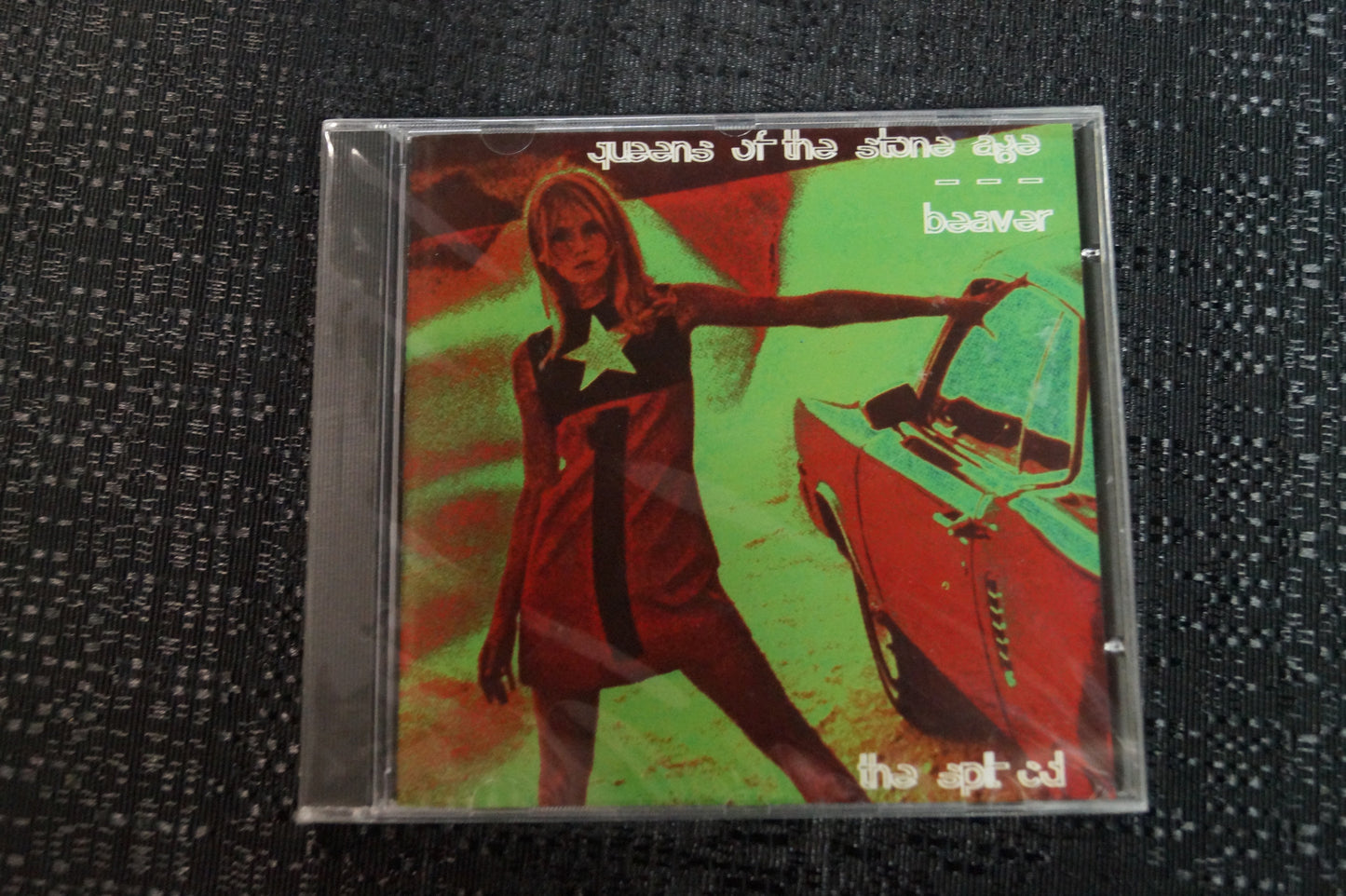 Queens of the Stoneage/Beaver Split Release 1998 CD Art By Kozik
